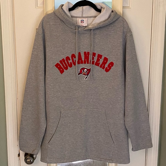 NFL Tampa Bay Buccaneers Embroidered Pullover Hoodie- Sz M - Picture 1 of 3